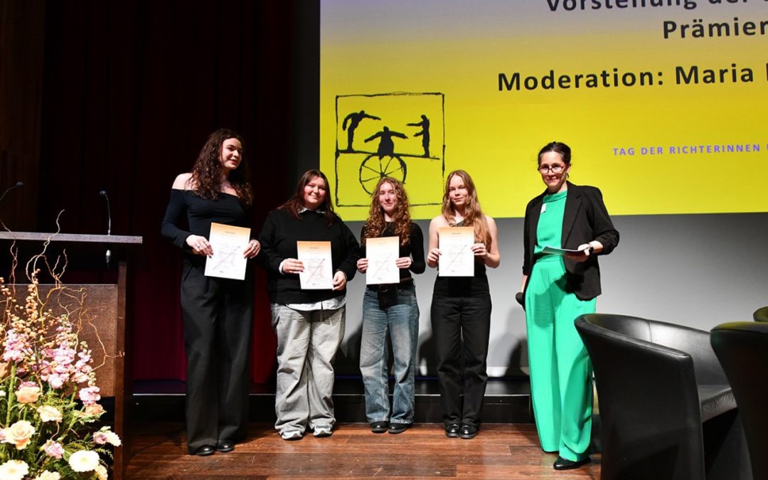 HTL1 Multimedia gewinnt bei Preisverleihung zu Deshalb Rechtsstaat